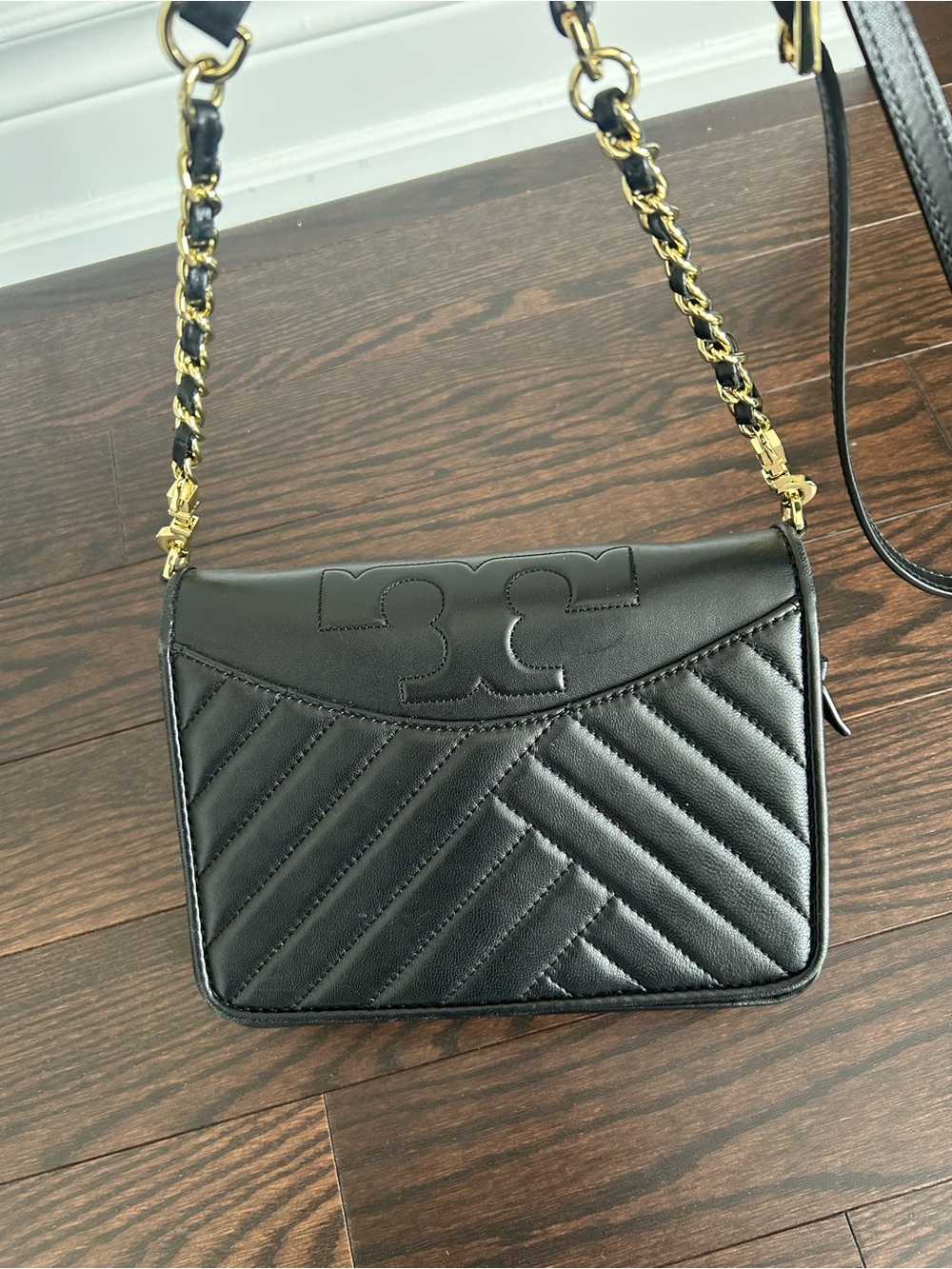 Tory Burch Black Quilted Leather Chain-Shoulder Crossbody - Picture 2 of 7